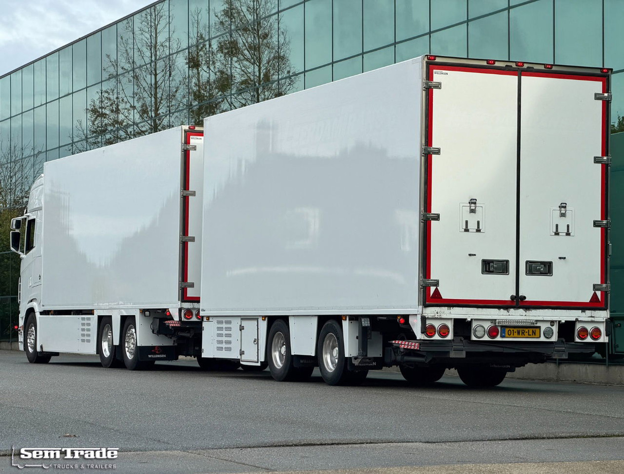 Scania S660 V8 Retarder Full Options 50CC VAN Beurden Boxes 2x Lift Super Condition - Φορτηγό ψυγείο: φωτογραφία 3 Scania S660 V8 Retarder Full Options 50CC VAN Beurden Boxes 2x Lift Super Condition - Φορτηγό ψυγείο: φωτογραφία 3