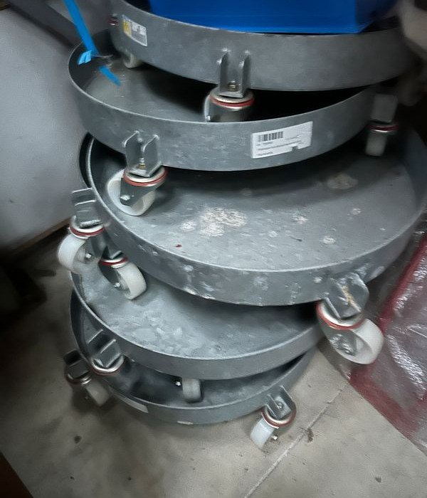 Chariots tous modeles pour panneaux bois pour metals pour futs hydrauliques ,chariots inox, - Εξοπλισμός αποθήκης: φωτογραφία 2 Chariots tous modeles pour panneaux bois pour metals pour futs hydrauliques ,chariots inox, - Εξοπλισμός αποθήκης: φωτογραφία 2