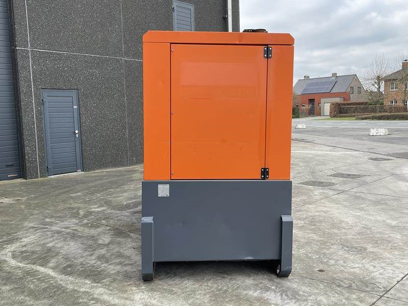 Atlas-Copco QAS 325 VD - Βιομηχανική γεννήτρια: φωτογραφία 3 Atlas-Copco QAS 325 VD - Βιομηχανική γεννήτρια: φωτογραφία 3