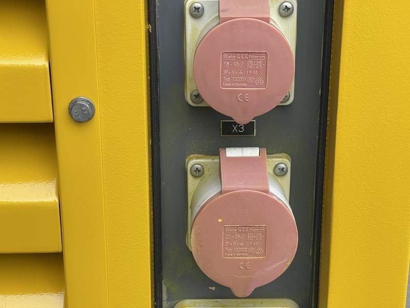 Atlas-Copco QAS 40 - Βιομηχανική γεννήτρια: φωτογραφία 4 Atlas-Copco QAS 40 - Βιομηχανική γεννήτρια: φωτογραφία 4