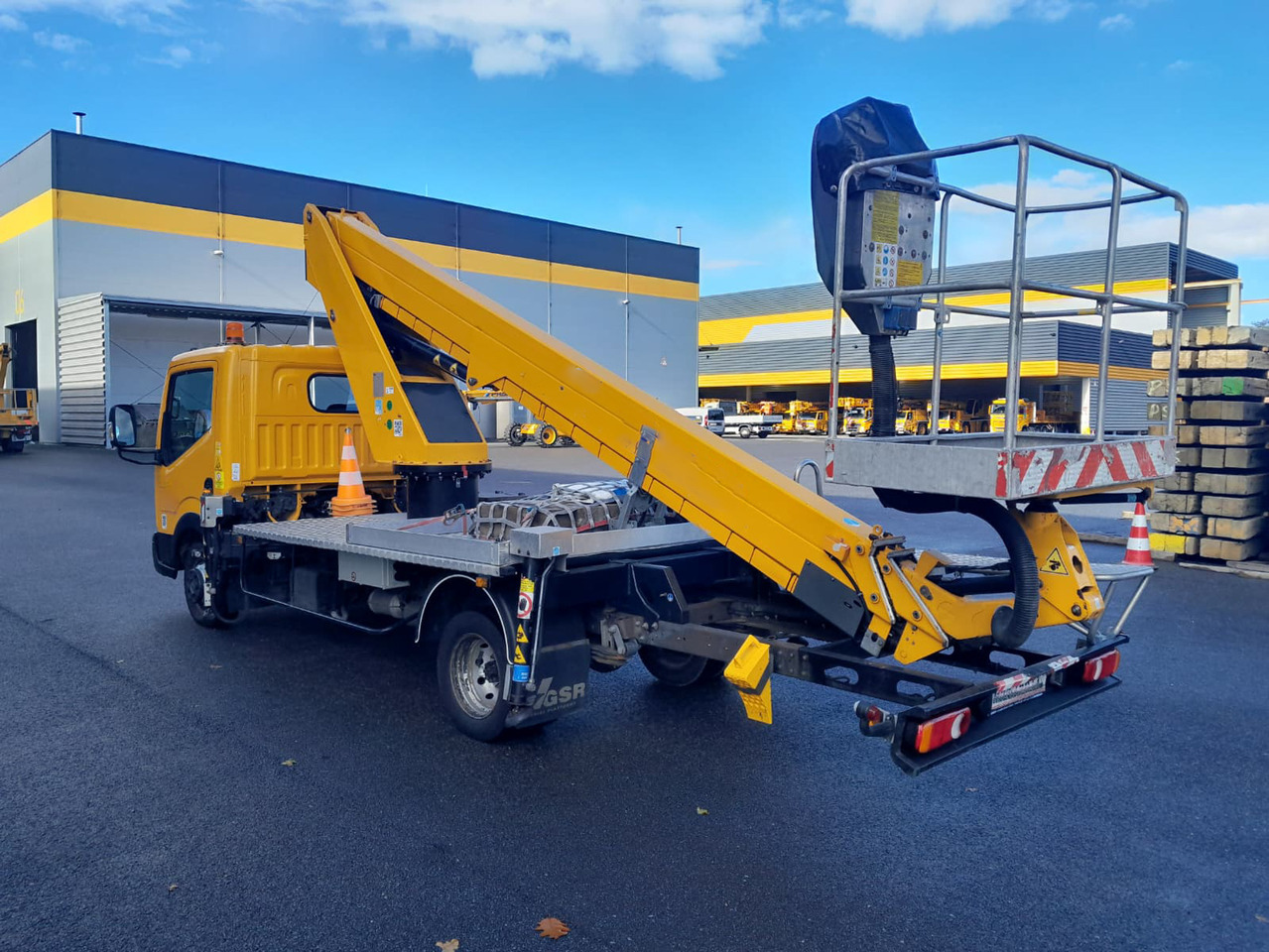 GSR E200T Comfort X - Φορτηγό με εναέρια πλατφόρμα: φωτογραφία 2 GSR E200T Comfort X - Φορτηγό με εναέρια πλατφόρμα: φωτογραφία 2