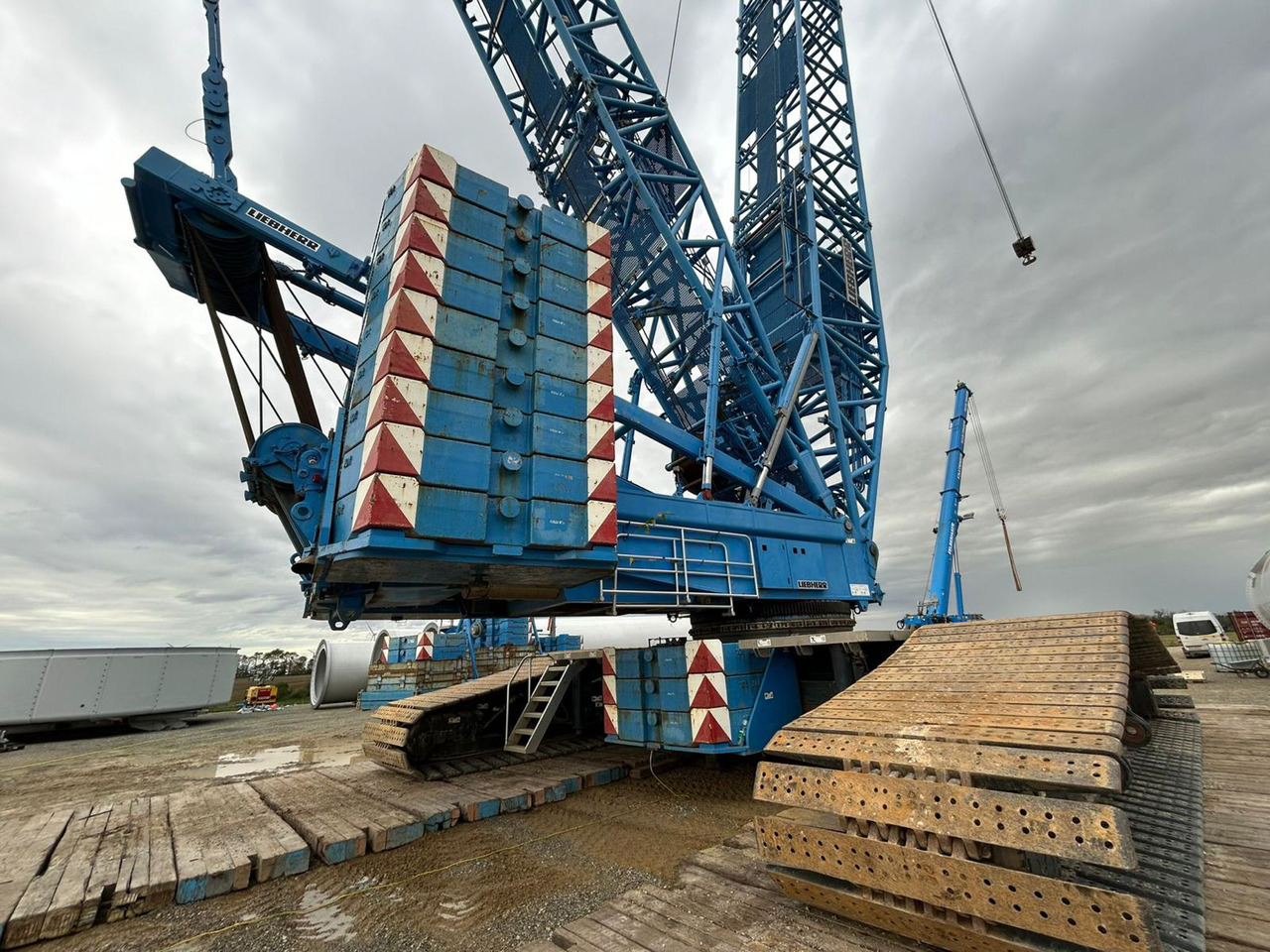 LIEBHERR LR 1600-2 - Ερπυστριοφόρος γερανός: φωτογραφία 3 LIEBHERR LR 1600-2 - Ερπυστριοφόρος γερανός: φωτογραφία 3