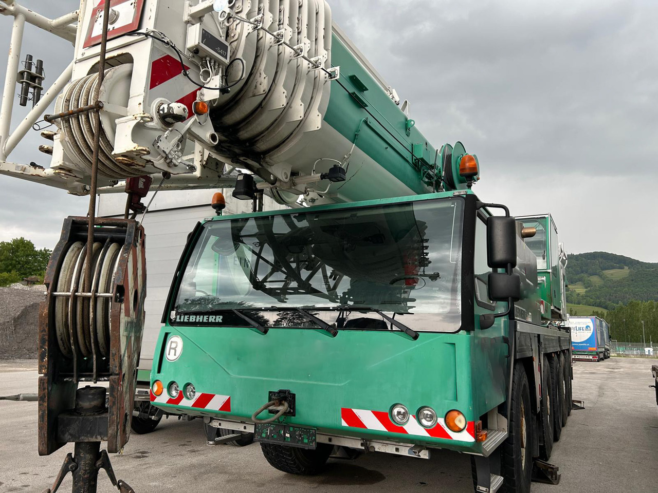 LIEBHERR LTM 1100-5.2 - Τηλεσκοπικός γερανός: φωτογραφία 4 LIEBHERR LTM 1100-5.2 - Τηλεσκοπικός γερανός: φωτογραφία 4