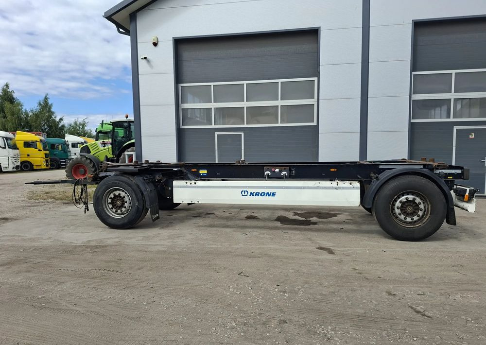 Krone BDF przyczepa - Ρυμούλκα μεταφοράς εμπορευματοκιβωτίων/ Κινητό αμάξωμα: φωτογραφία 2 Krone BDF przyczepa - Ρυμούλκα μεταφοράς εμπορευματοκιβωτίων/ Κινητό αμάξωμα: φωτογραφία 2