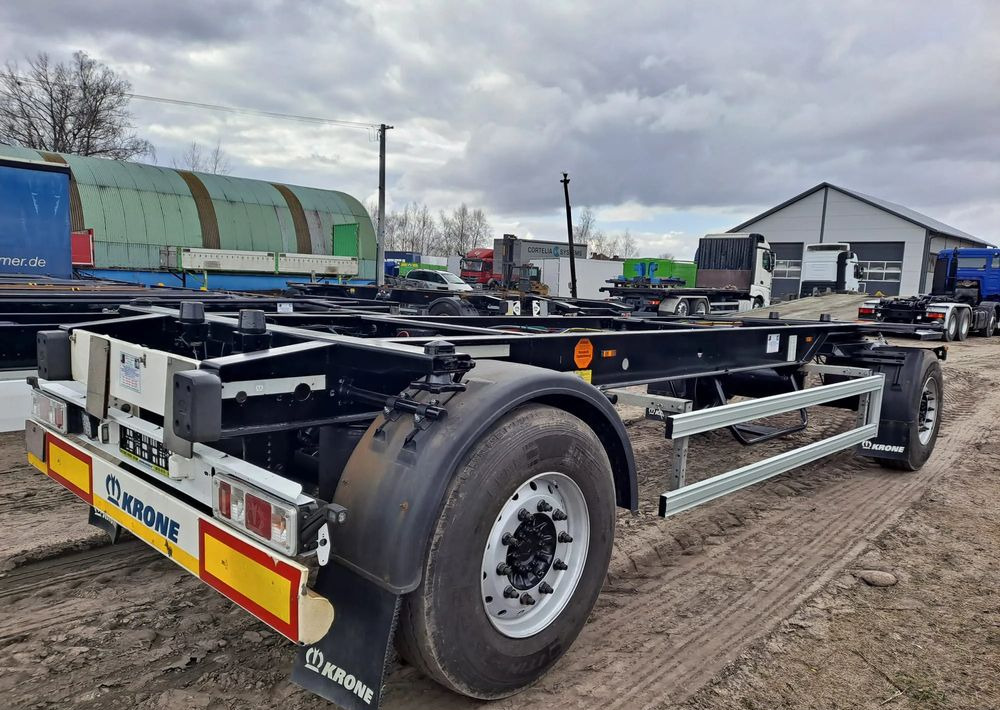 Krone Przyczepa Krone BDF 2017 rok - Ρυμούλκα μεταφοράς εμπορευματοκιβωτίων/ Κινητό αμάξωμα: φωτογραφία 2 Krone Przyczepa Krone BDF 2017 rok - Ρυμούλκα μεταφοράς εμπορευματοκιβωτίων/ Κινητό αμάξωμα: φωτογραφία 2