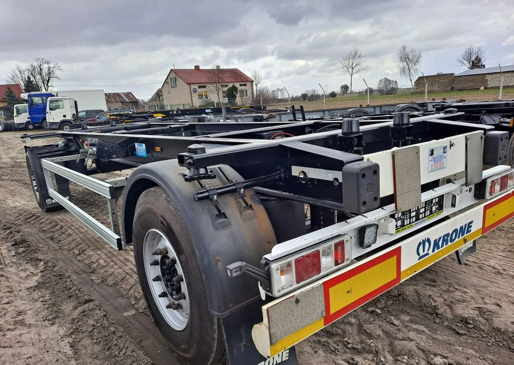 Krone Przyczepa Krone BDF 2017 rok - Ρυμούλκα μεταφοράς εμπορευματοκιβωτίων/ Κινητό αμάξωμα: φωτογραφία 4 Krone Przyczepa Krone BDF 2017 rok - Ρυμούλκα μεταφοράς εμπορευματοκιβωτίων/ Κινητό αμάξωμα: φωτογραφία 4