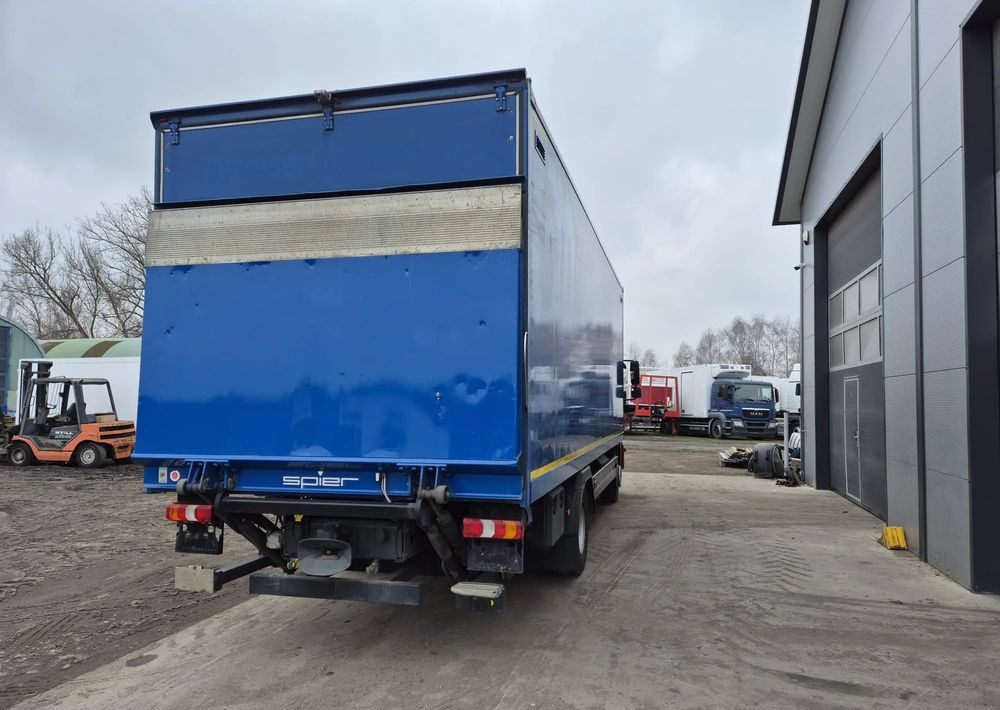 Mercedes-Benz Atego 1330 Euro 6 - Φορτηγό κόφα: φωτογραφία 3 Mercedes-Benz Atego 1330 Euro 6 - Φορτηγό κόφα: φωτογραφία 3