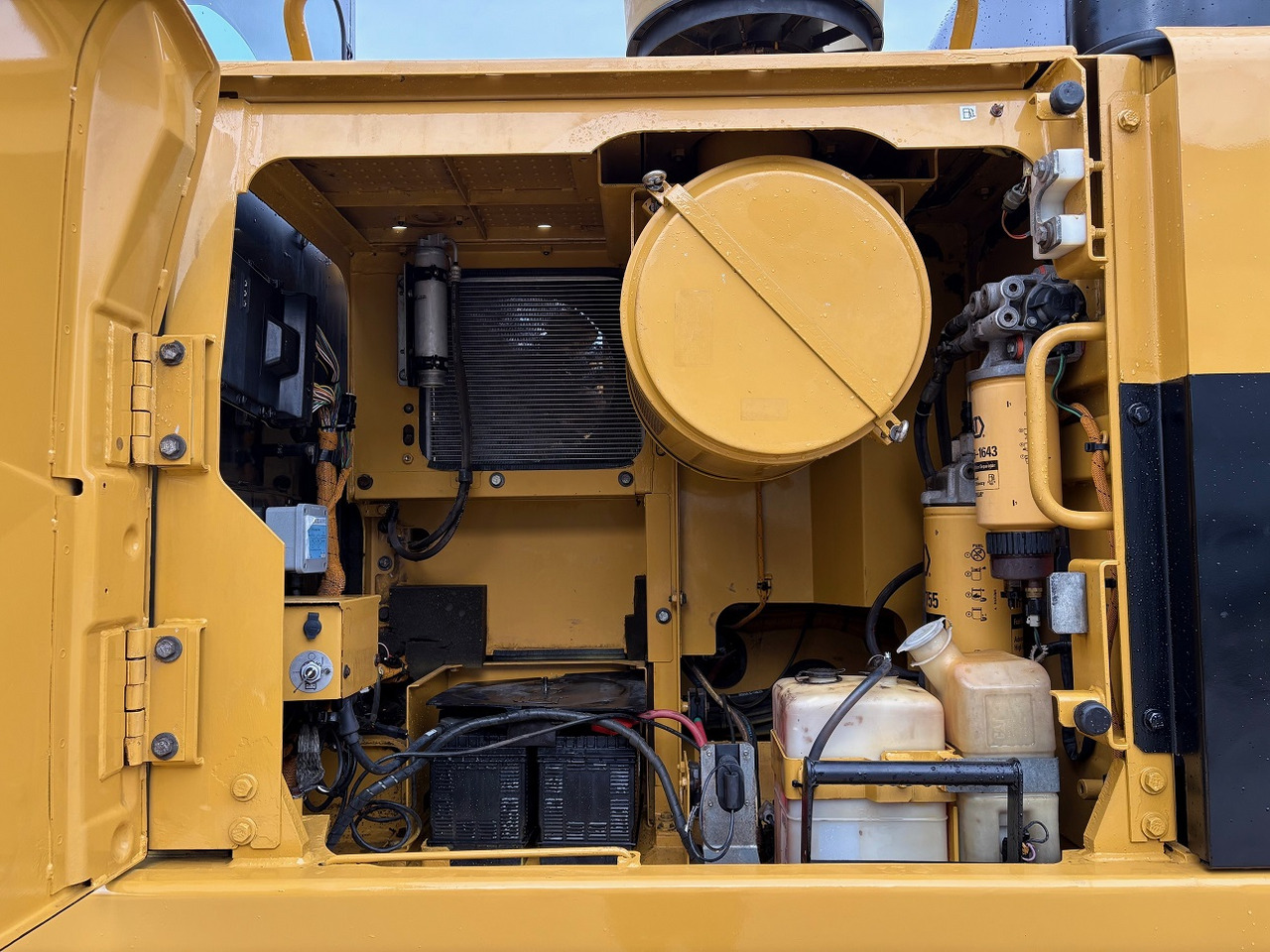 Ερπυστριοφόρος εκσκαφέας CATERPILLAR 345DL: φωτογραφία 12 Ερπυστριοφόρος εκσκαφέας CATERPILLAR 345DL: φωτογραφία 12