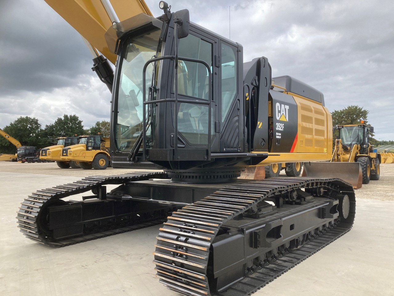 CATERPILLAR 352F Material Handler - Μηχάνημα Διαχείρισης Υλικών: φωτογραφία 2 CATERPILLAR 352F Material Handler - Μηχάνημα Διαχείρισης Υλικών: φωτογραφία 2