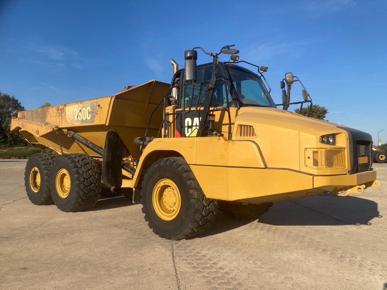 CATERPILLAR 730C - Αρθρωτό φορτηγό: φωτογραφία 4 CATERPILLAR 730C - Αρθρωτό φορτηγό: φωτογραφία 4