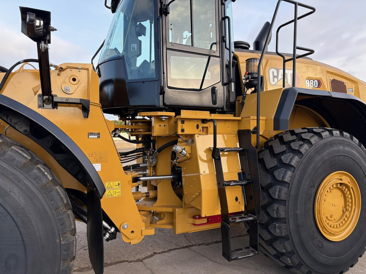 CATERPILLAR 980 - Ελαστιχοφόρος φορτωτής: φωτογραφία 2 CATERPILLAR 980 - Ελαστιχοφόρος φορτωτής: φωτογραφία 2