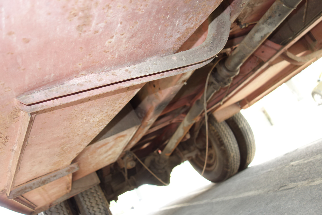 Ασθενοφόρο FORD Ford FK 3500 V8 mit H-Kennzeichen Oldtimer: φωτογραφία 13 Ασθενοφόρο FORD Ford FK 3500 V8 mit H-Kennzeichen Oldtimer: φωτογραφία 13