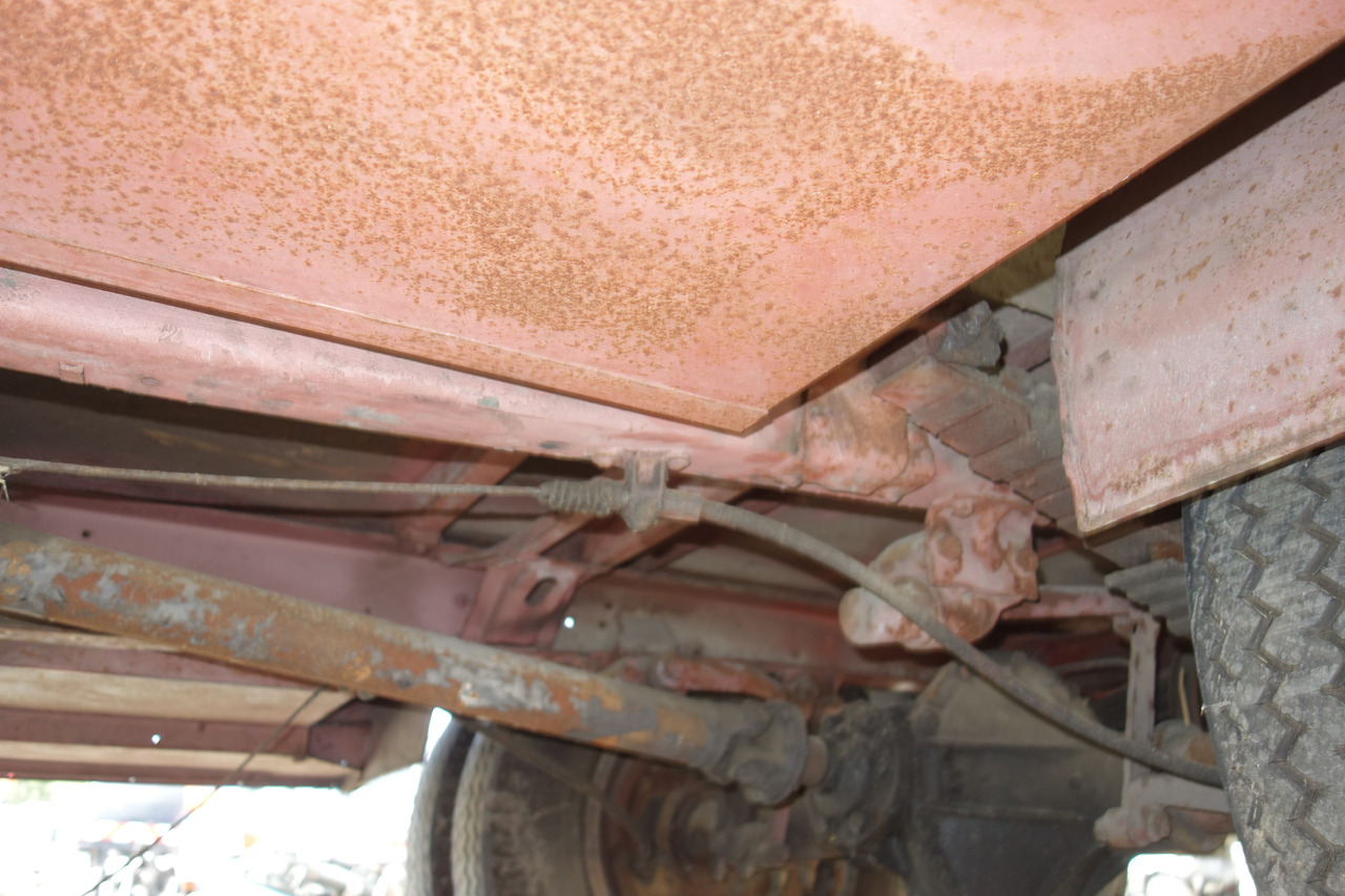 Ασθενοφόρο FORD Ford FK 3500 V8 mit H-Kennzeichen Oldtimer: φωτογραφία 19 Ασθενοφόρο FORD Ford FK 3500 V8 mit H-Kennzeichen Oldtimer: φωτογραφία 19