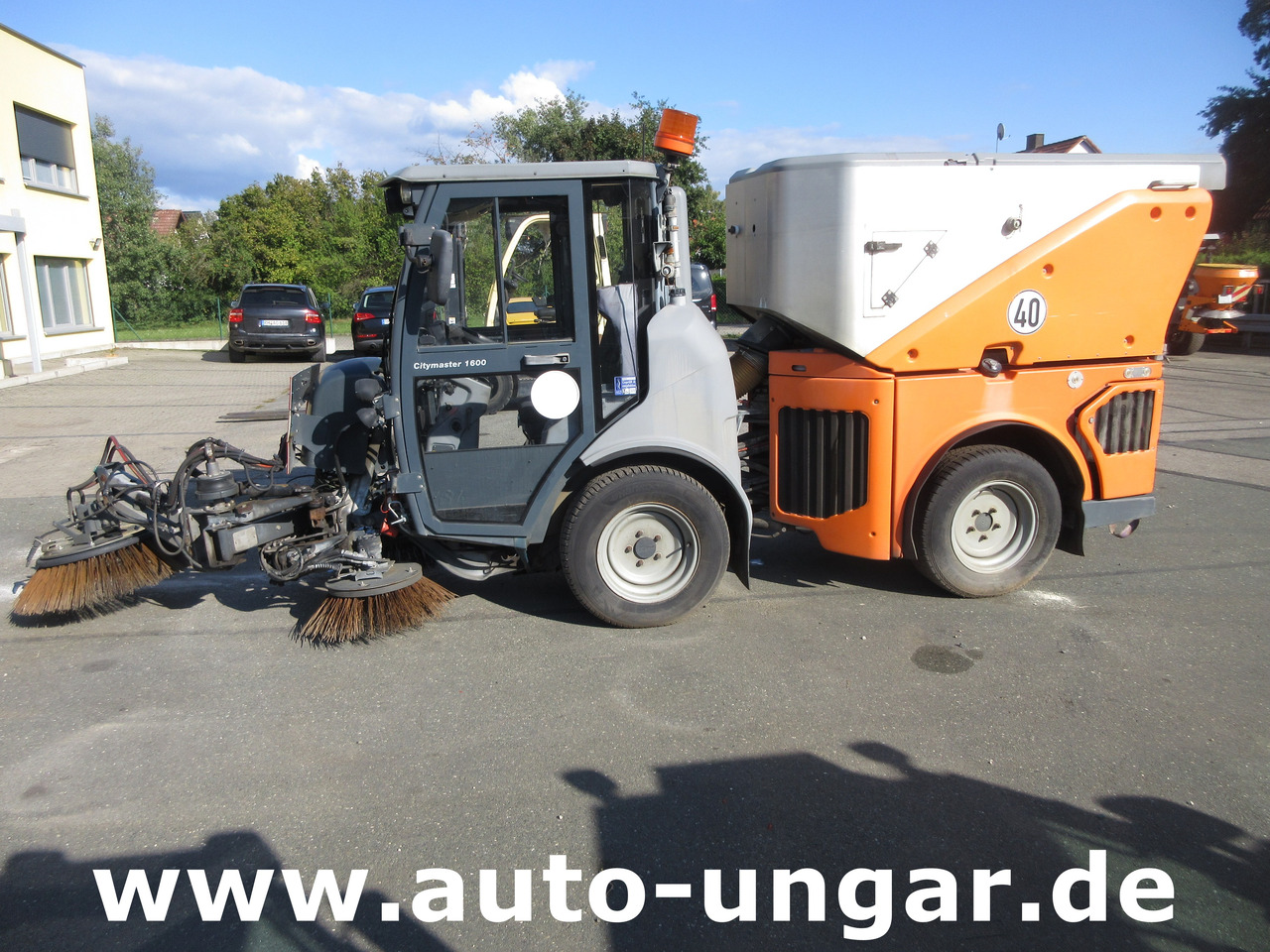Hako CM 1600 Kehrmaschine 4x4 Baujahr 2018 3 Besen MOTORSCHADEN - Σάρωθρο δρόμων: φωτογραφία 4 Hako CM 1600 Kehrmaschine 4x4 Baujahr 2018 3 Besen MOTORSCHADEN - Σάρωθρο δρόμων: φωτογραφία 4