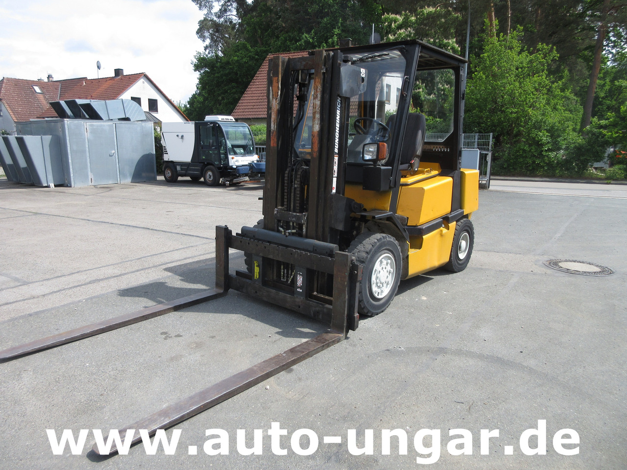 JUNGHEINRICH DFG 40 Diesel Gabelstapler 4.000kg Freihub Steinbock Yale Still Boss - Πετρελαιοκίνητο περονοφόρο: φωτογραφία 1 JUNGHEINRICH DFG 40 Diesel Gabelstapler 4.000kg Freihub Steinbock Yale Still Boss - Πετρελαιοκίνητο περονοφόρο: φωτογραφία 1