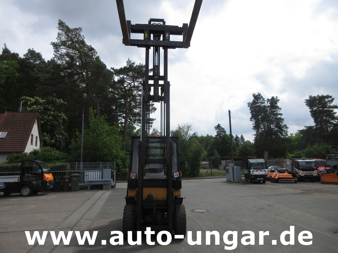 JUNGHEINRICH DFG 40 Diesel Gabelstapler 4.000kg Freihub Steinbock Yale Still Boss - Πετρελαιοκίνητο περονοφόρο: φωτογραφία 3 JUNGHEINRICH DFG 40 Diesel Gabelstapler 4.000kg Freihub Steinbock Yale Still Boss - Πετρελαιοκίνητο περονοφόρο: φωτογραφία 3