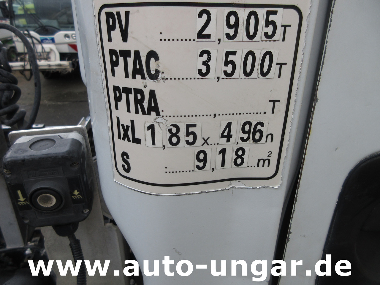 Απορριμματοφόρο για τη μεταφορά απορριμμάτων RENAULT Maxity 3.500kg Faun Provence Benne Müllwagen 5m³ Alumulde mit Presse: φωτογραφία 22 Απορριμματοφόρο για τη μεταφορά απορριμμάτων RENAULT Maxity 3.500kg Faun Provence Benne Müllwagen 5m³ Alumulde mit Presse: φωτογραφία 22