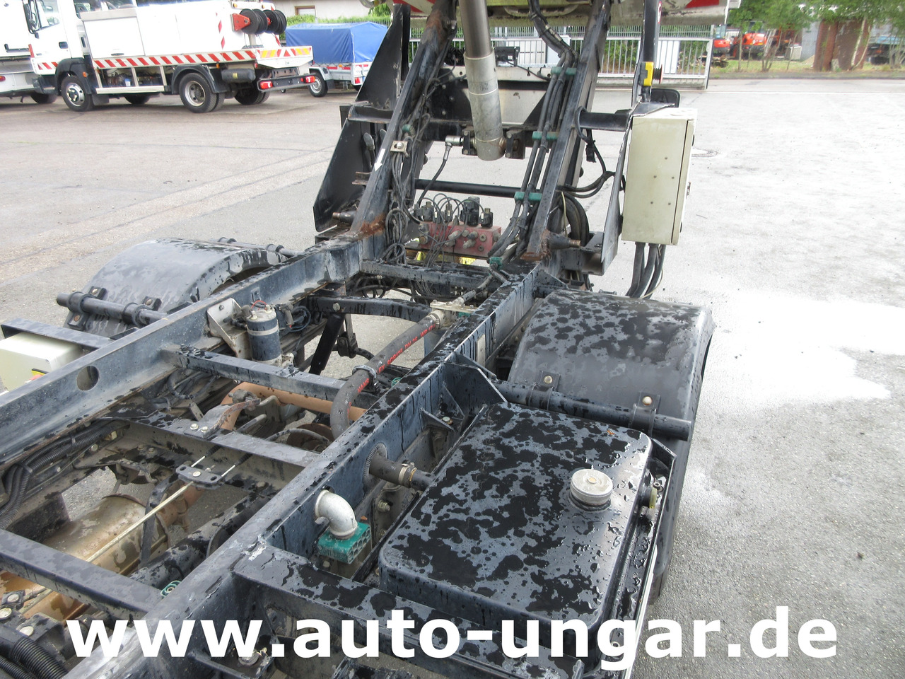 Απορριμματοφόρο για τη μεταφορά απορριμμάτων RENAULT Maxity 3.500kg Faun Provence Benne Müllwagen 5m³ Alumulde mit Presse: φωτογραφία 17 Απορριμματοφόρο για τη μεταφορά απορριμμάτων RENAULT Maxity 3.500kg Faun Provence Benne Müllwagen 5m³ Alumulde mit Presse: φωτογραφία 17