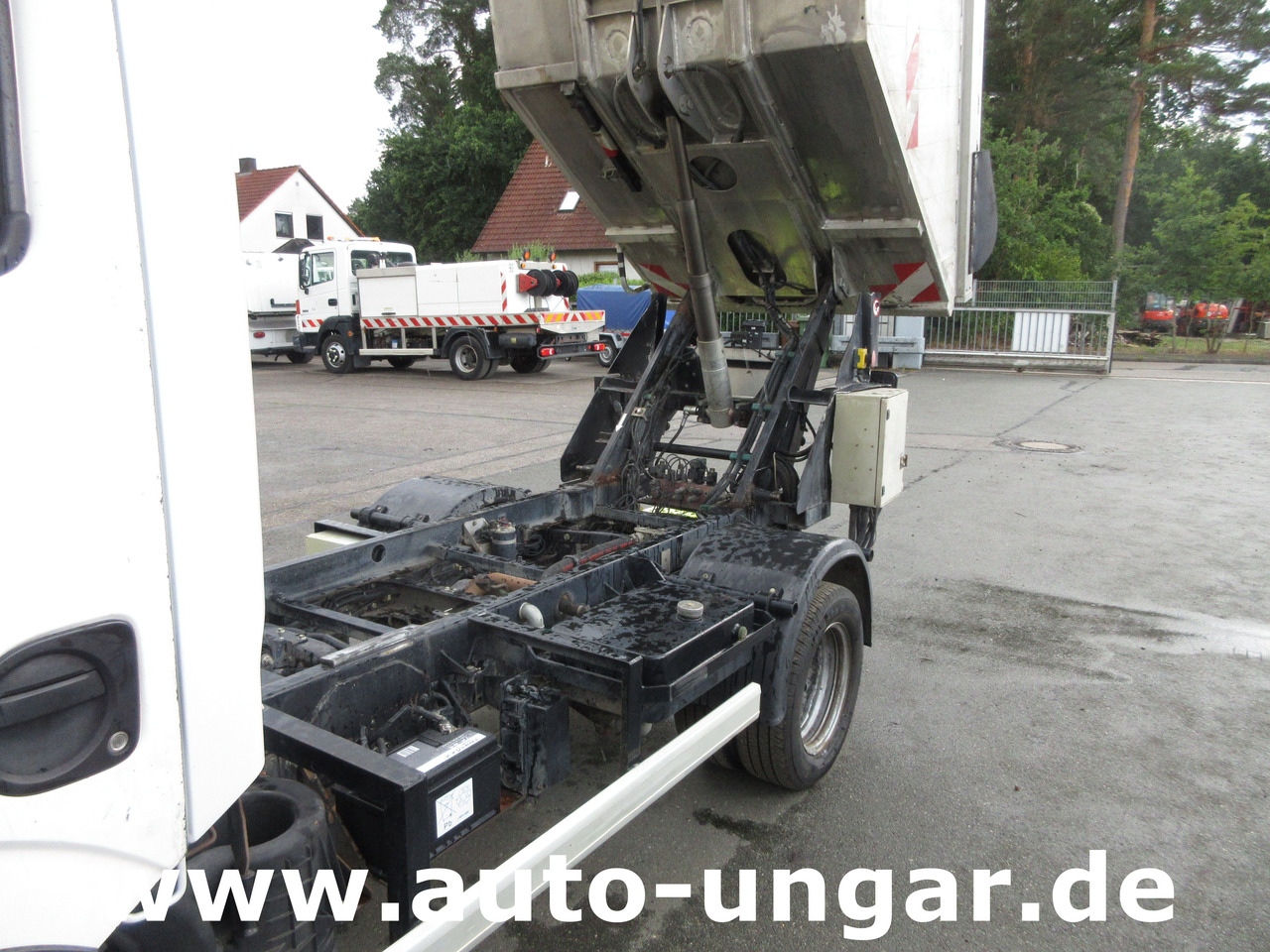 Απορριμματοφόρο για τη μεταφορά απορριμμάτων RENAULT Maxity 3.500kg Faun Provence Benne Müllwagen 5m³ Alumulde mit Presse: φωτογραφία 15 Απορριμματοφόρο για τη μεταφορά απορριμμάτων RENAULT Maxity 3.500kg Faun Provence Benne Müllwagen 5m³ Alumulde mit Presse: φωτογραφία 15