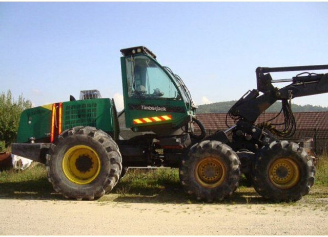 John Deere 1470D 6W - Συλλεκτική μηχανή - forest harvester: φωτογραφία 3 John Deere 1470D 6W - Συλλεκτική μηχανή - forest harvester: φωτογραφία 3
