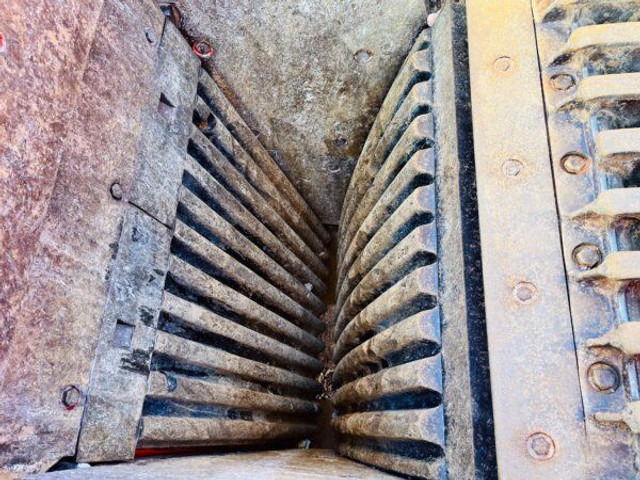 Sandvik QJ 341+ - Θραυστήρας σιαγόνων: φωτογραφία 5 Sandvik QJ 341+ - Θραυστήρας σιαγόνων: φωτογραφία 5