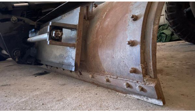 Γκρέιντερ XCMG GR215: φωτογραφία 6 Γκρέιντερ XCMG GR215: φωτογραφία 6
