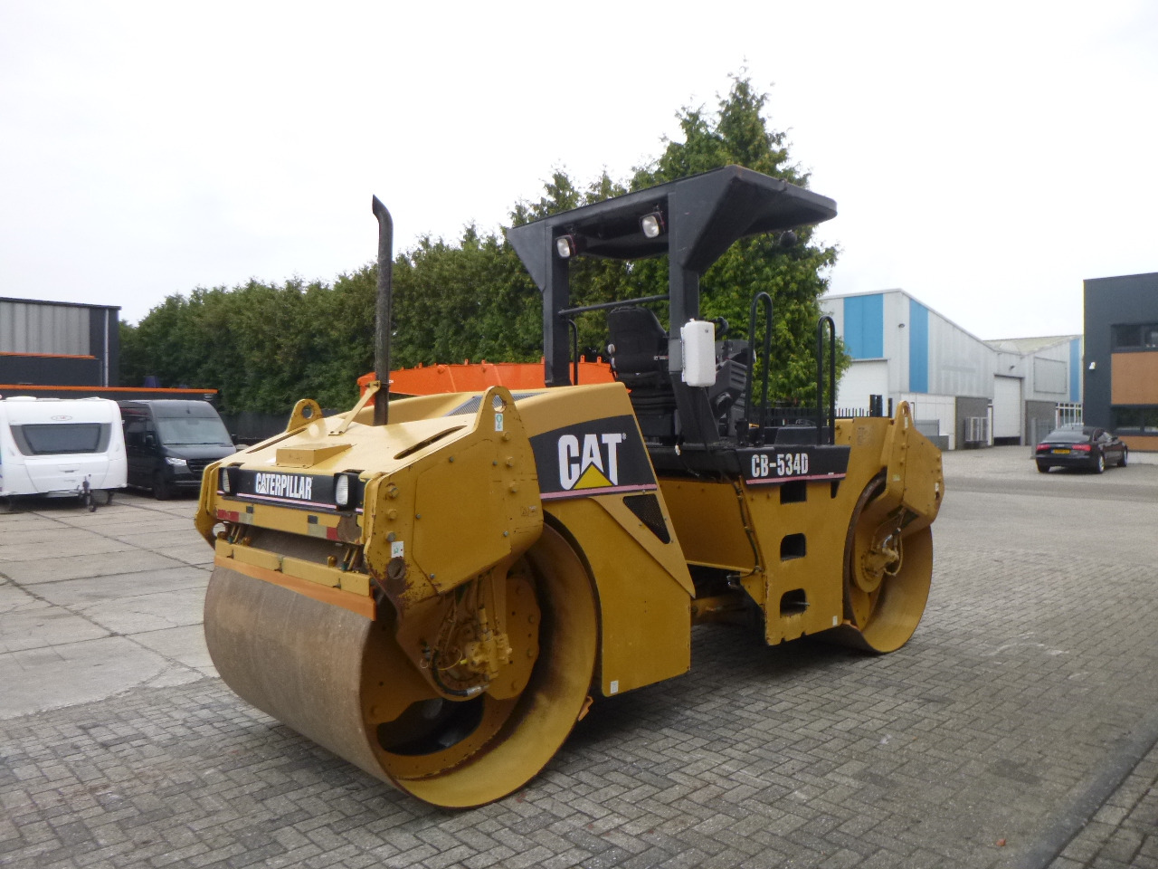 CATERPILLAR CB-534D - Ασφαλτικός οδοστρωτήρας: φωτογραφία 5 CATERPILLAR CB-534D - Ασφαλτικός οδοστρωτήρας: φωτογραφία 5