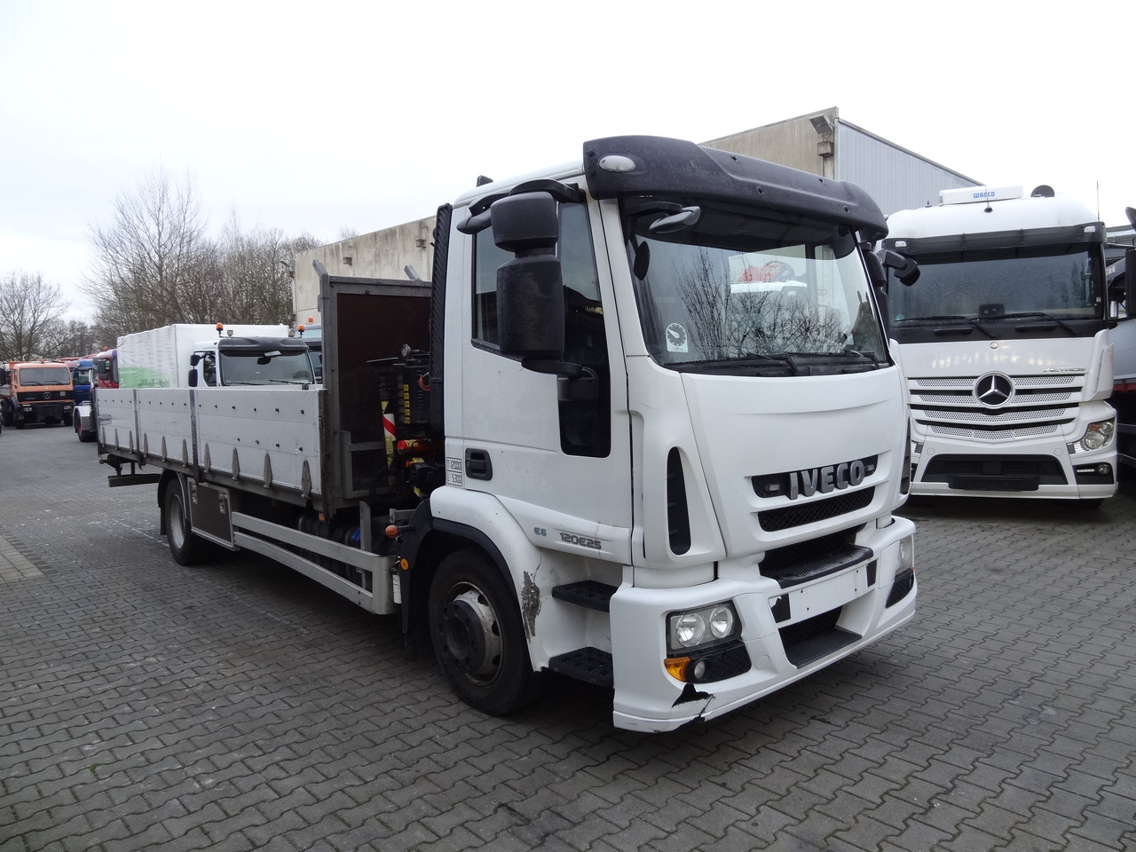 Μίσθωση Iveco EuroCargo 120E25 Fassi F38 Iveco EuroCargo 120E25 Fassi F38: φωτογραφία 10