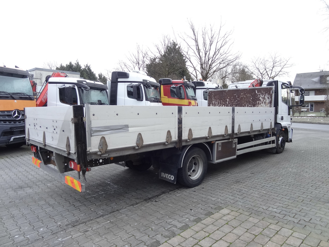 Μίσθωση Iveco EuroCargo 120E25 Fassi F38 Iveco EuroCargo 120E25 Fassi F38: φωτογραφία 12