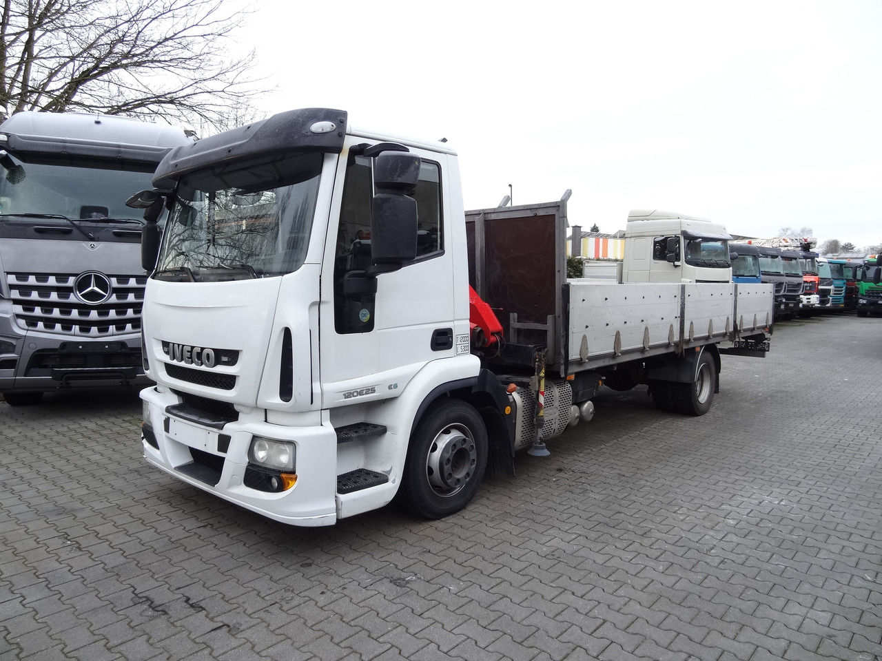 Μίσθωση Iveco EuroCargo 120E25 Fassi F38 Iveco EuroCargo 120E25 Fassi F38: φωτογραφία 8