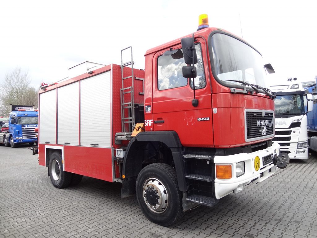 Μίσθωση MAN F90 16.242 4X4 / Feuerwehr MAN F90 16.242 4X4 / Feuerwehr: φωτογραφία 10