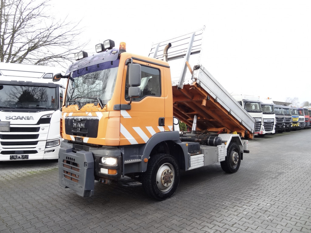 MAN TGM 13.250 4X4 Ex-Kommunal - Φορτηγό ανατρεπόμενο: φωτογραφία 1 MAN TGM 13.250 4X4 Ex-Kommunal - Φορτηγό ανατρεπόμενο: φωτογραφία 1