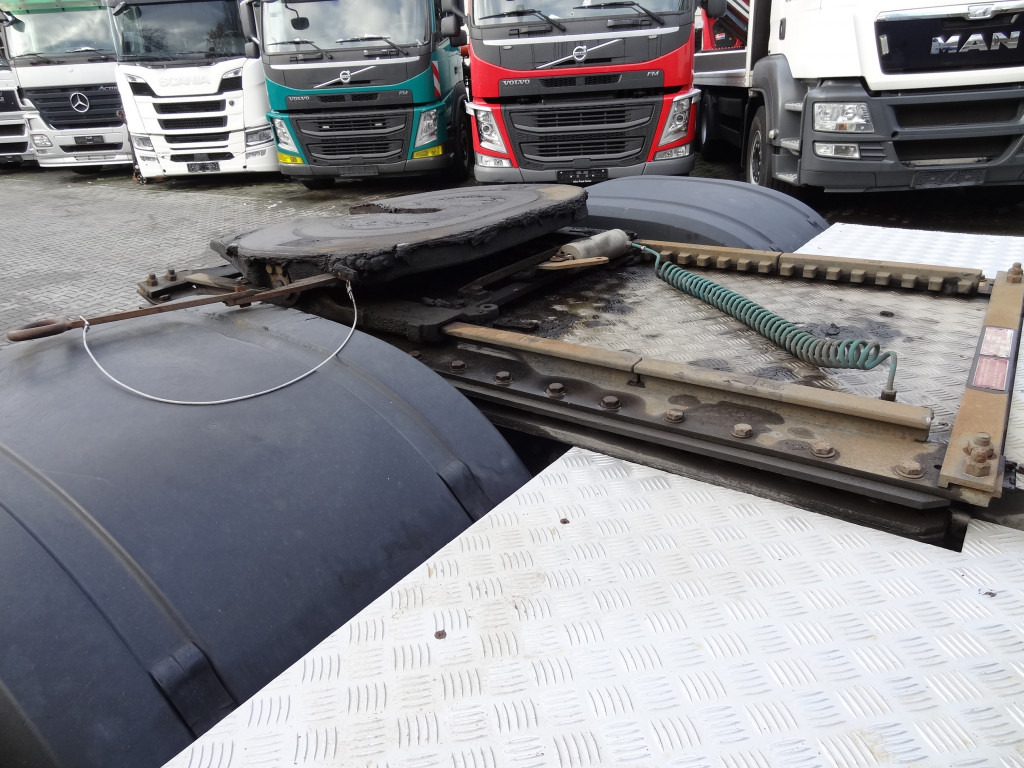 Mercedes-Benz Actros 1842LS Kran HMF 2020 bis 18 Meter - Τράκτορας: φωτογραφία 2 Mercedes-Benz Actros 1842LS Kran HMF 2020 bis 18 Meter - Τράκτορας: φωτογραφία 2