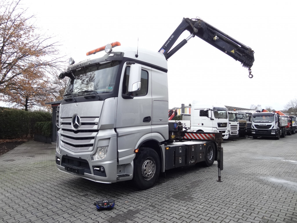 Mercedes-Benz Actros 1842LS Kran HMF 2020 bis 18 Meter - Φορτηγό με γερανό, Τράκτορας: φωτογραφία 1 Mercedes-Benz Actros 1842LS Kran HMF 2020 bis 18 Meter - Φορτηγό με γερανό, Τράκτορας: φωτογραφία 1