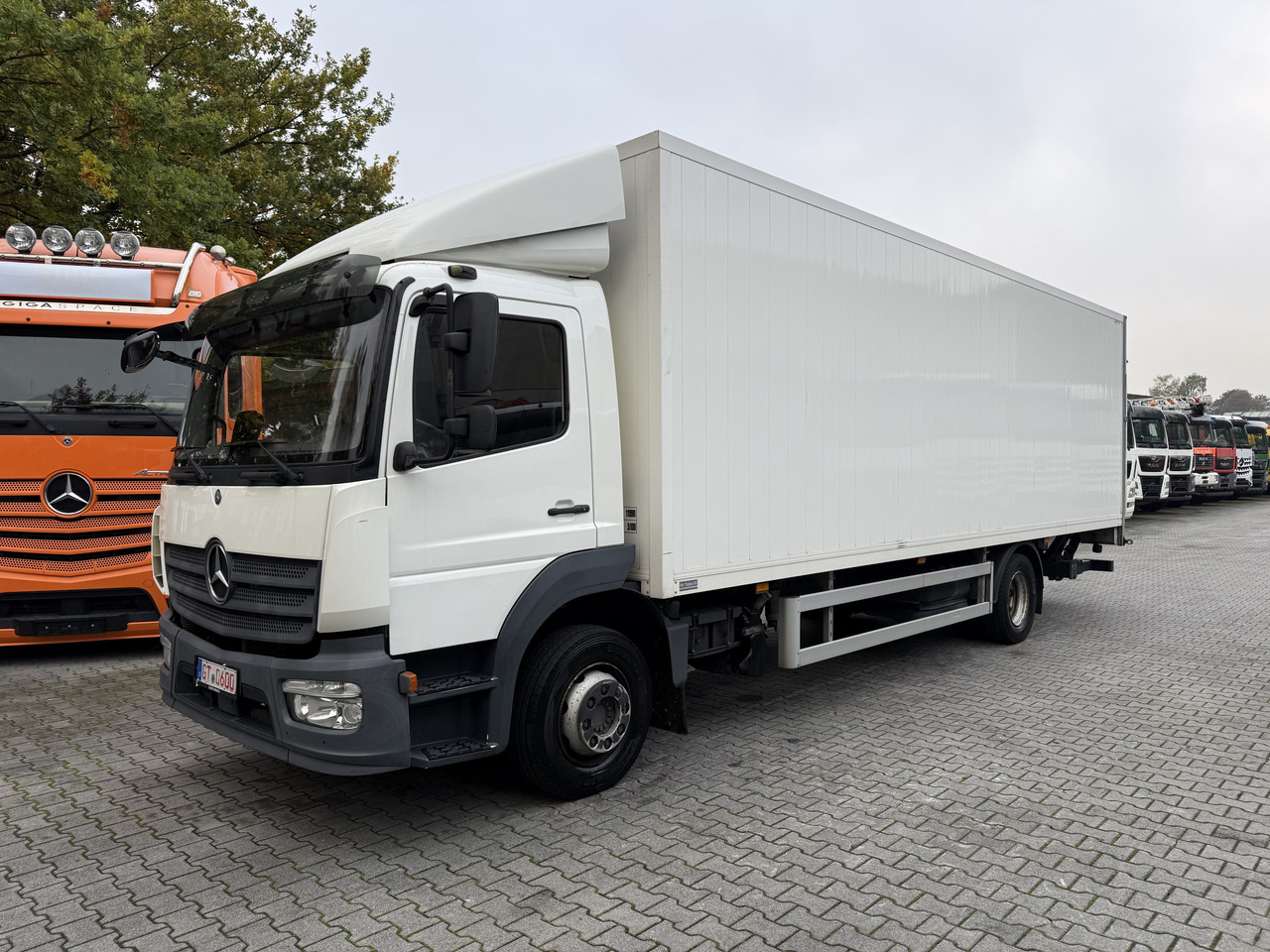 Mercedes-Benz Atego 1224 - Φορτηγό κόφα: φωτογραφία 1 Mercedes-Benz Atego 1224 - Φορτηγό κόφα: φωτογραφία 1