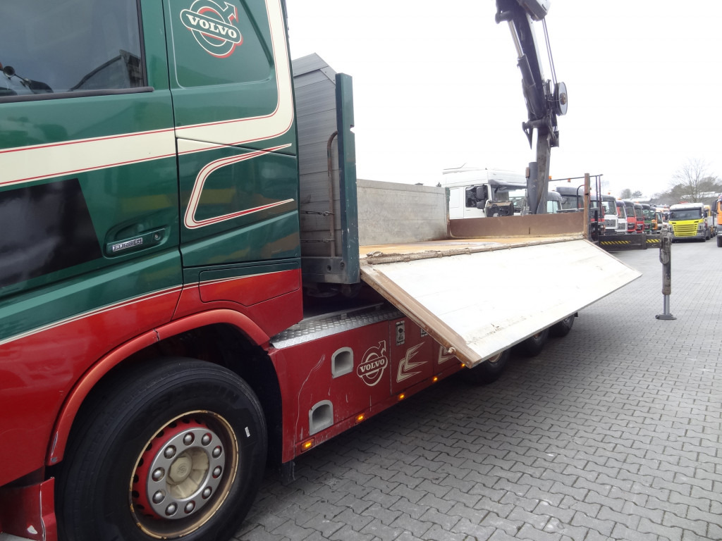 Volvo FH540 8X4 Kipper mit Kran Hiab 244-5 - Φορτηγό ανατρεπόμενο, Φορτηγό με γερανό: φωτογραφία 2 Volvo FH540 8X4 Kipper mit Kran Hiab 244-5 - Φορτηγό ανατρεπόμενο, Φορτηγό με γερανό: φωτογραφία 2