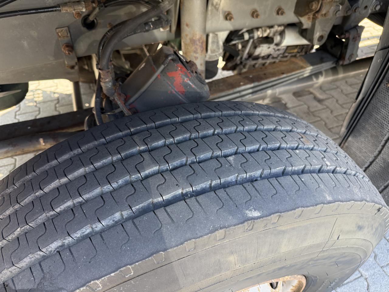 Volvo FM12 420 4X4 Kran MKG 300 bis 24 Meter - Φορτηγό με γερανό: φωτογραφία 5 Volvo FM12 420 4X4 Kran MKG 300 bis 24 Meter - Φορτηγό με γερανό: φωτογραφία 5
