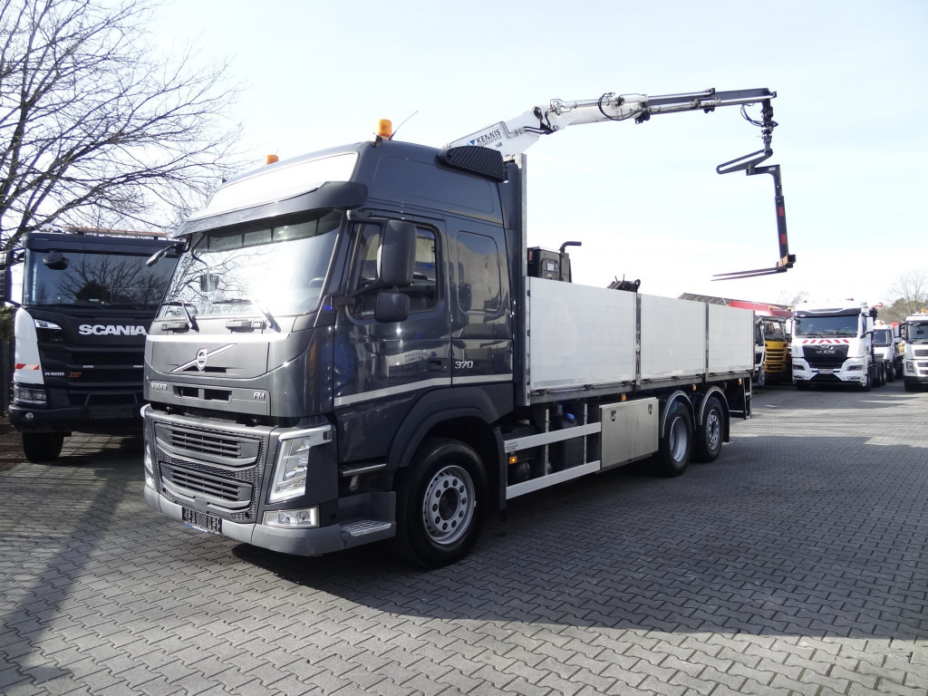 Volvo FM370 6X2*4 Kennis K14 Kran - Φορτηγό με ανοιχτή καρότσα, Φορτηγό με γερανό: φωτογραφία 1 Volvo FM370 6X2*4 Kennis K14 Kran - Φορτηγό με ανοιχτή καρότσα, Φορτηγό με γερανό: φωτογραφία 1