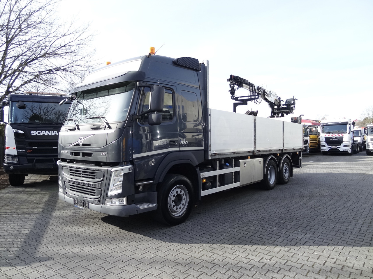 Volvo FM370 6X2*4 Kennis K14 Kran - Φορτηγό με γερανό, Φορτηγό με ανοιχτή καρότσα: φωτογραφία 1 Volvo FM370 6X2*4 Kennis K14 Kran - Φορτηγό με γερανό, Φορτηγό με ανοιχτή καρότσα: φωτογραφία 1