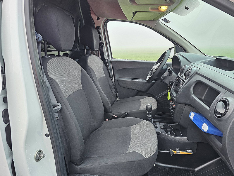 Μίσθωση Dacia Dokker  1.5 DCI 75 Dacia Dokker  1.5 DCI 75: φωτογραφία 7