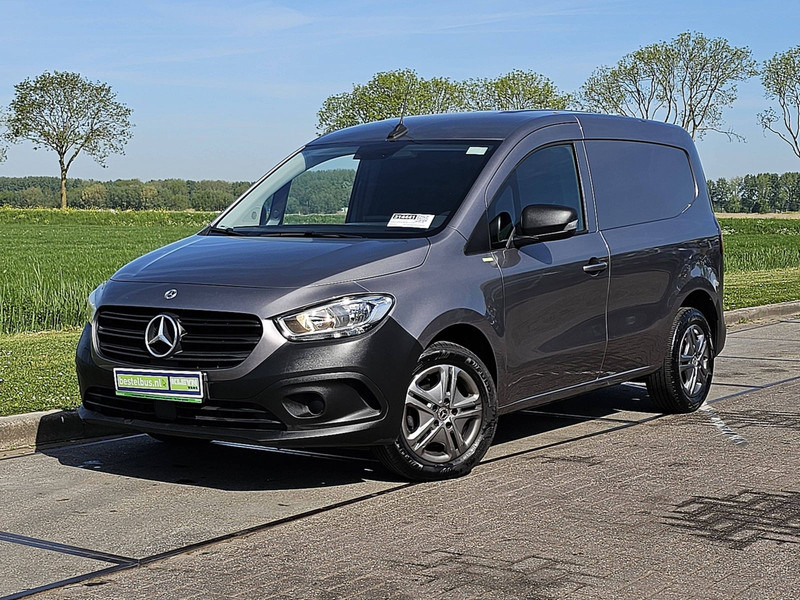 Mercedes-Benz Citan 110 CDI LONG Mbux + Navi! - Επαγγελματικό αυτοκίνητο κόφα: φωτογραφία 2 Mercedes-Benz Citan 110 CDI LONG Mbux + Navi! - Επαγγελματικό αυτοκίνητο κόφα: φωτογραφία 2
