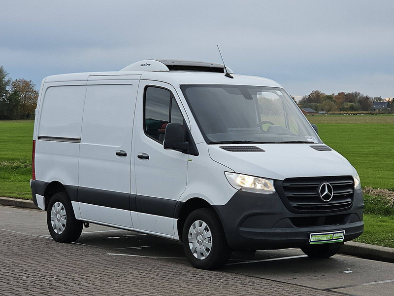 Mercedes-Benz Sprinter 311 CDI FRIGO L1H1 - Επαγγελματικό αυτοκίνητο ψυγείο: φωτογραφία 5 Mercedes-Benz Sprinter 311 CDI FRIGO L1H1 - Επαγγελματικό αυτοκίνητο ψυγείο: φωτογραφία 5