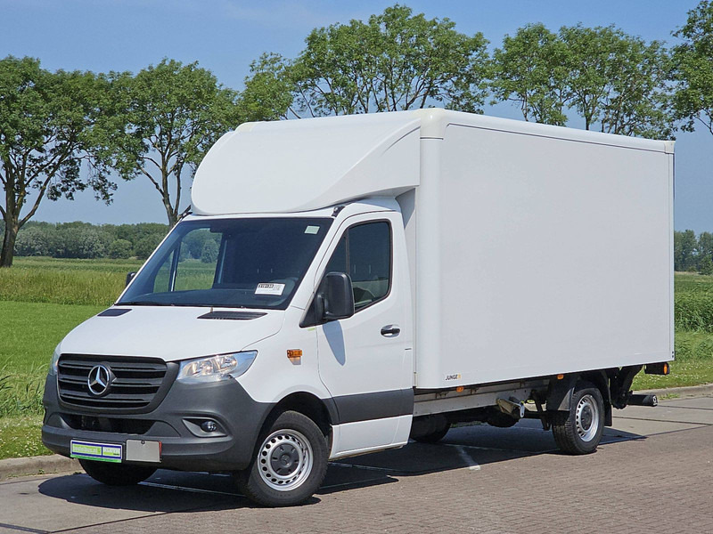 Mercedes-Benz Sprinter 317 Bakwagen Laadklep! - Επαγγελματικό αυτοκίνητο κόφα: φωτογραφία 2 Mercedes-Benz Sprinter 317 Bakwagen Laadklep! - Επαγγελματικό αυτοκίνητο κόφα: φωτογραφία 2