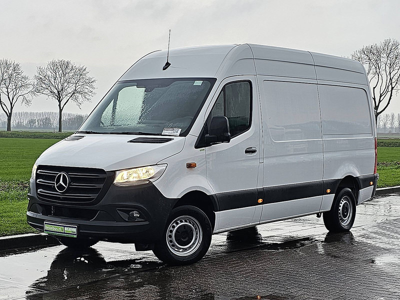 Mercedes-Benz Sprinter 317 L2H2 Mbux Navi RWD! - Βαν: φωτογραφία 2 Mercedes-Benz Sprinter 317 L2H2 Mbux Navi RWD! - Βαν: φωτογραφία 2