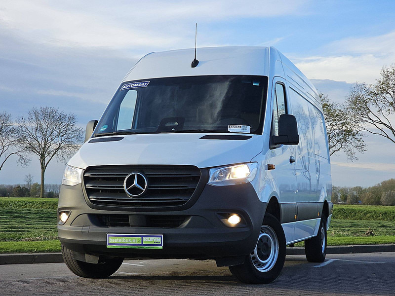 Mercedes-Benz Sprinter 317 L2H2 RWD Mbux10 - Βαν: φωτογραφία 1 Mercedes-Benz Sprinter 317 L2H2 RWD Mbux10 - Βαν: φωτογραφία 1