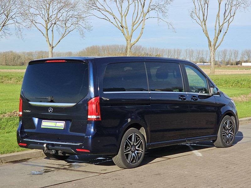 Mercedes-Benz V-Klasse 250 CDI L2 Dubbel Cabine AMG - Μικρό βαν: φωτογραφία 3 Mercedes-Benz V-Klasse 250 CDI L2 Dubbel Cabine AMG - Μικρό βαν: φωτογραφία 3