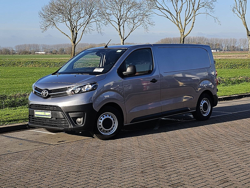 Toyota pro-ace 1.6 Worker EURO6 - Μικρό βαν: φωτογραφία 2 Toyota pro-ace 1.6 Worker EURO6 - Μικρό βαν: φωτογραφία 2