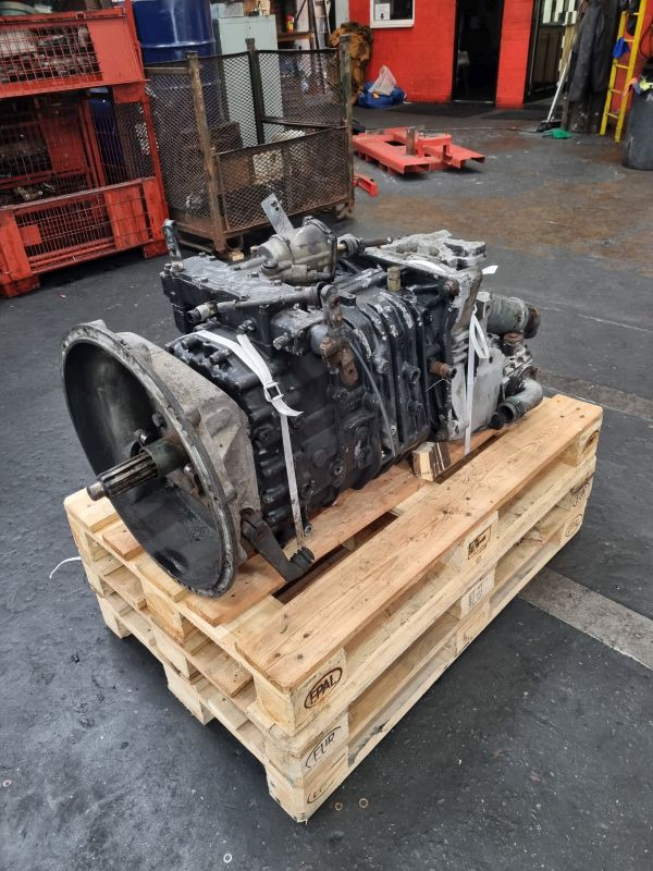 ZF 6S85 with voith Retarder Gearbox - Κιβώτιο ταχυτήτων: φωτογραφία 1 ZF 6S85 with voith Retarder Gearbox - Κιβώτιο ταχυτήτων: φωτογραφία 1