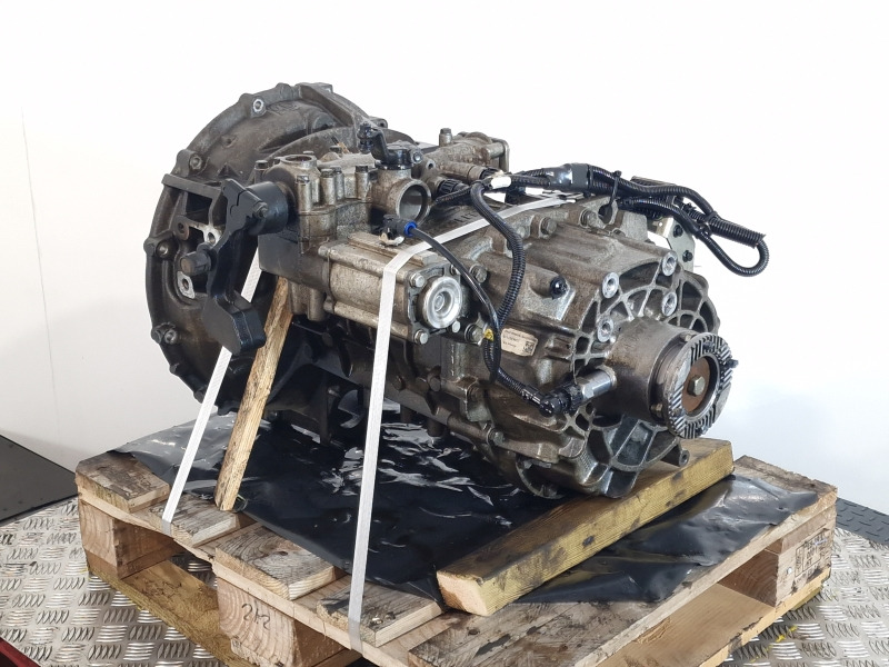 ZF Ecolite 6S800TO Renault Spec Gearbox - Κιβώτιο ταχυτήτων: φωτογραφία 4 ZF Ecolite 6S800TO Renault Spec Gearbox - Κιβώτιο ταχυτήτων: φωτογραφία 4