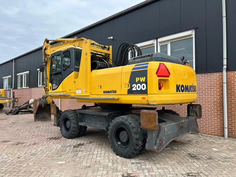 Komatsu PW200 - Τροχοφόρος εκσκαφέας: φωτογραφία 2 Komatsu PW200 - Τροχοφόρος εκσκαφέας: φωτογραφία 2